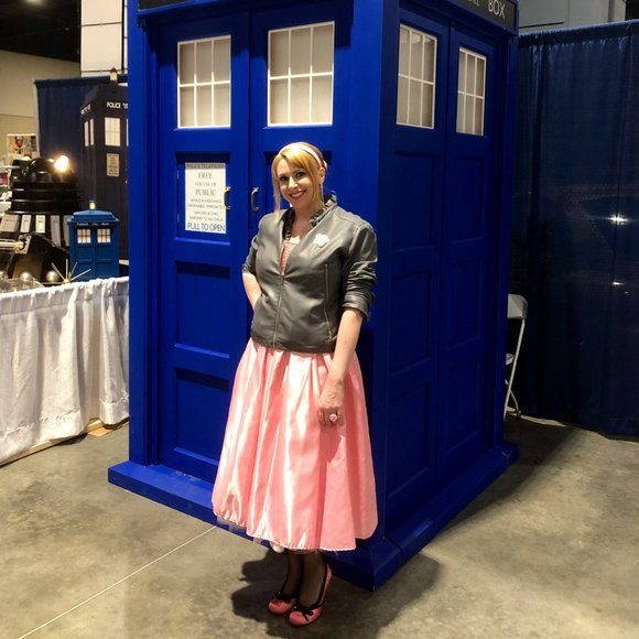 Meet your Posher, Holly - Picture 4 of 16